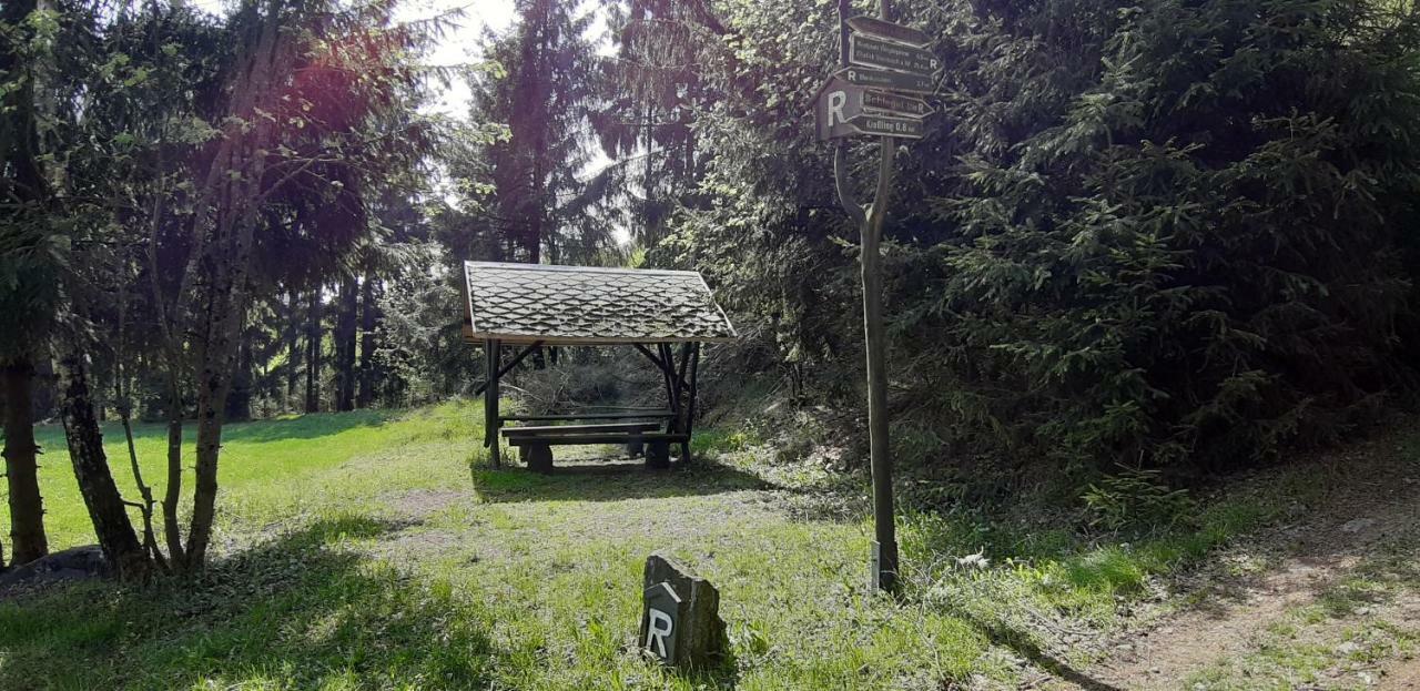 Gasthof Zum Alten Schulmeister Harra Exterior foto